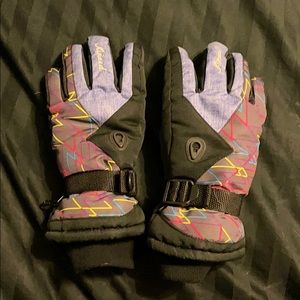 Women’s small kineed snowboard gloves